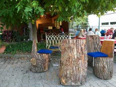 Besenwirtschaft Dreimädelhaus