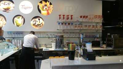 Tiziano Gelato & Caffe