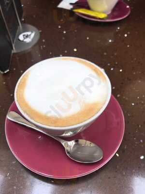 Tiziano Gelato & Caffe