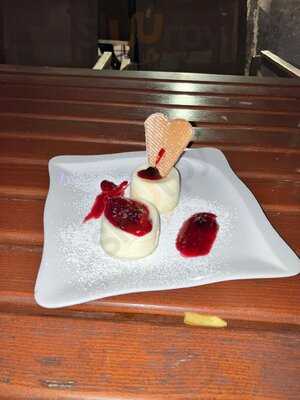 Funfo's Restaurant Bar