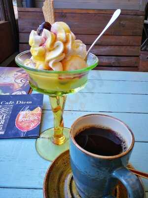 Cafe Diem
