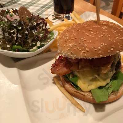 Bier- Und Weinstube Vis à Vis