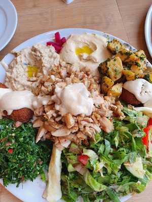 Fafel Resturant And Bar