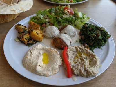 Fafel Resturant And Bar