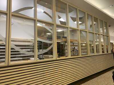 Epi Boulangerie Patisserie Petit Bistro & Pain Francais