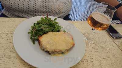 Epi Boulangerie Patisserie Petit Bistro & Pain Francais