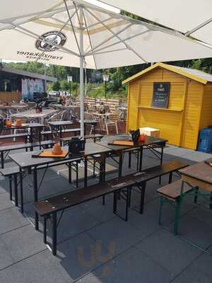 Achterdeck Im Marienburger Bootshaus