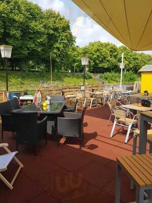 Achterdeck Im Marienburger Bootshaus