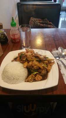 Miss Saigon Sushi Food