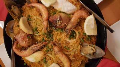 La Tabla Rasa Bar Y Restaurante