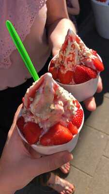 Fairytale Frozen Yogurt