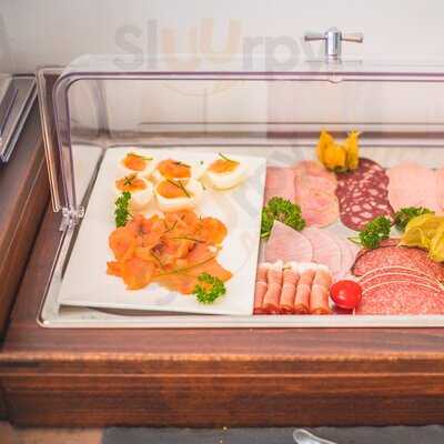 Via Bar & Restaurant