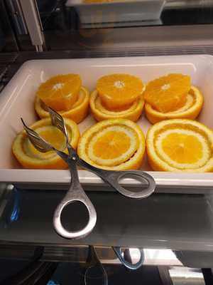 Huangs Asia Restaurant