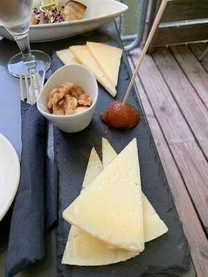 Teneria Tapas Wein Bar