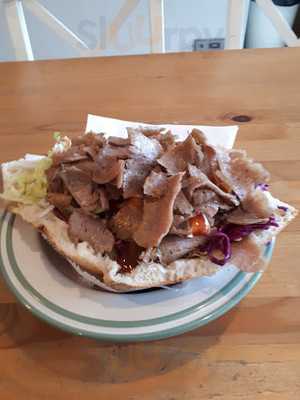 Ninas Pizza & Bistro