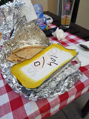 Ninas Pizza & Bistro