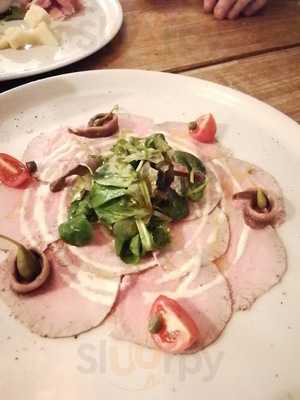 Vinoteca-trattoria Und Weinbar