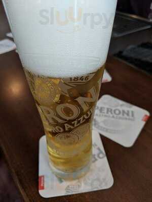 Vinoteca-trattoria Und Weinbar