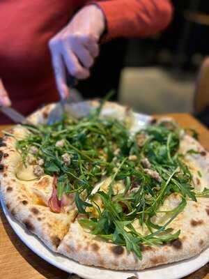 Nineofive Neapolitanische Pizza & Wein