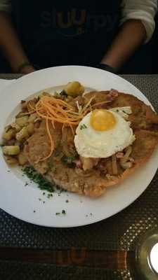 Oma Kepmann Der Gastliche Hof