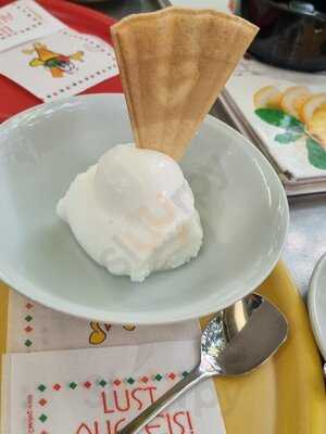 Eis-cafe Olimpio