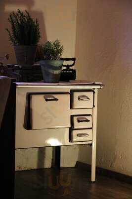 Stall Restaurant Bar