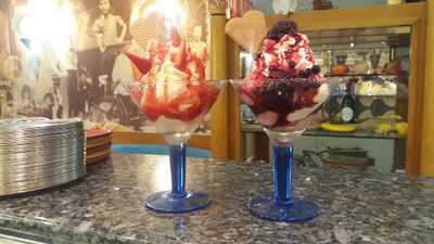 Eiscafe Fontanella Roberta