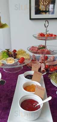 Leone Im Rheinauhafen Cafebar & Ristorantino