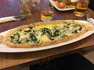 Dönnertreff By Furat