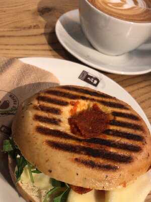 Coffee Fellows - Kaffee, Bagels, Frühstück