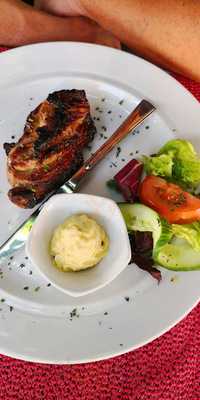 Christianes Friterie & Cafe Royal