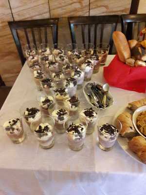 Christianes Friterie & Cafe Royal