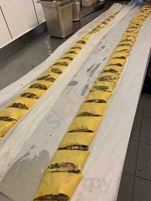 Ta Os Weinbar By Lausterer