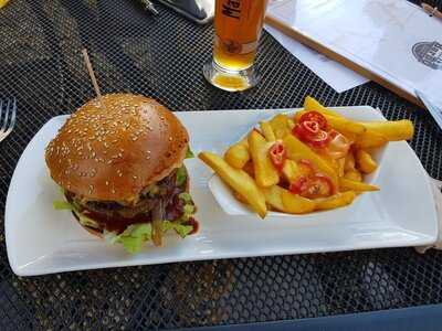 Piwy's Bbq Smokehouse