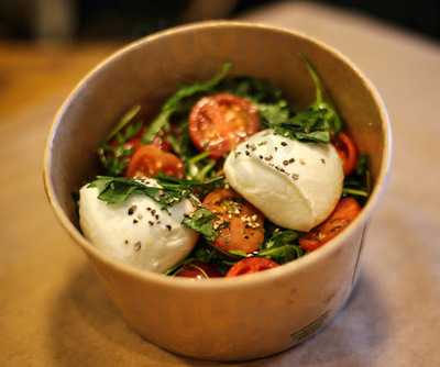 Nineofive Neapolitanische Pizza & Wein