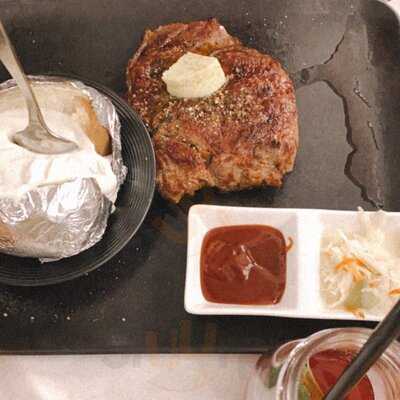 Ya' Medina Steaks & More Halal Steakhouse