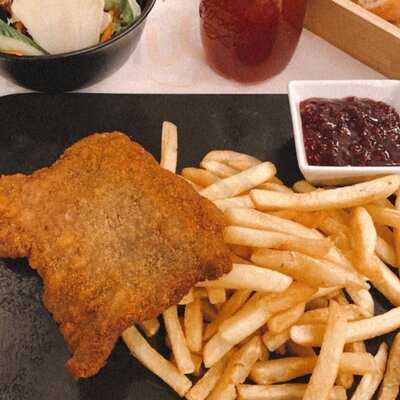 Ya' Medina Steaks & More Halal Steakhouse