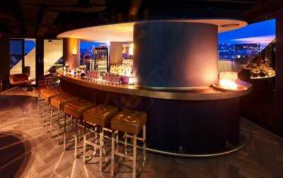 Wolfram Bar & Terrace