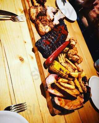 Raph's Bbq Family Diner