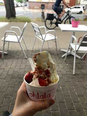 Ohlala. Dein Frozen Yogurt.
