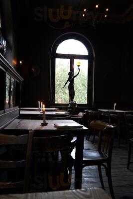 Gutzeit Café & Steakbar Im Burghof