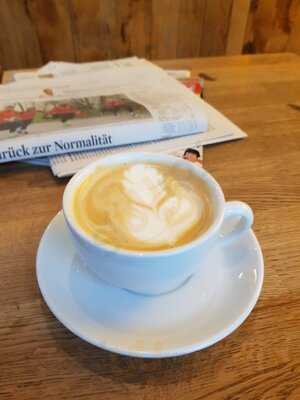 Woyton In Der Höhle