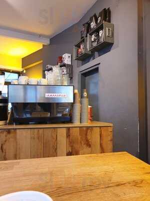 Woyton In Der Höhle