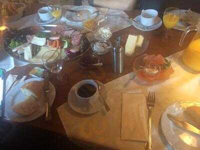 Riverside Restaurant