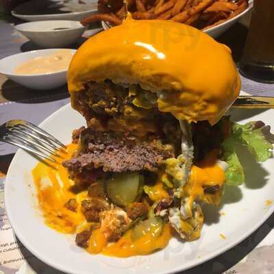 Bb’s Rhein Street Food