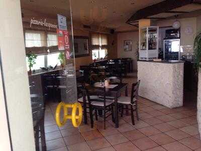 Pizzeria La Capannina