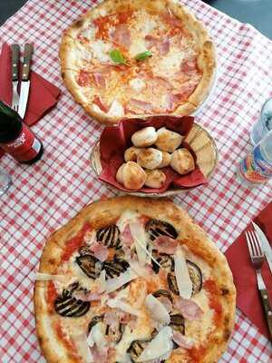 Pizzeria La Capannina