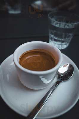 Zadu Bar & Restaurant Im Künstlerhaus