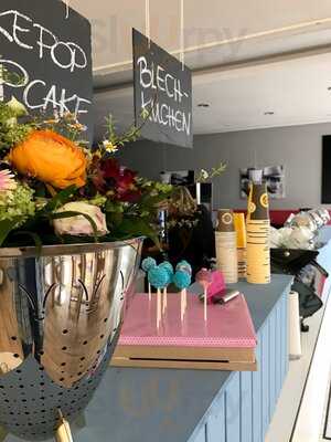 Süße Sünde Frozen Yoghurt, Waffeln & Co.