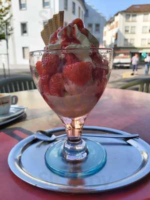 Eis Cafe Napolitano